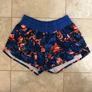 Lululemon tracker short 4”